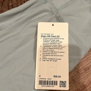 BRAND NEW, NEVER WORN lululemon align HR Pant 25”